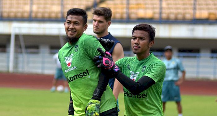 Pelatih Kiper Persib Buka Suara setelah 2 Penjaga Gawang Pilih Hengkang